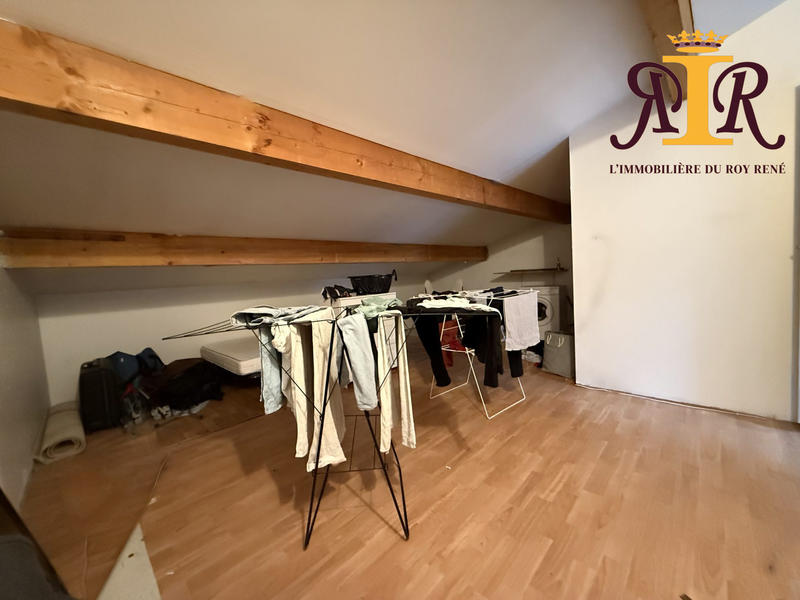 Appartement - 80 m² - 3 pièces
