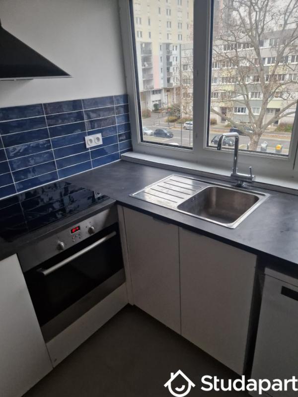 Chambre - 9 m² - 1 pièce