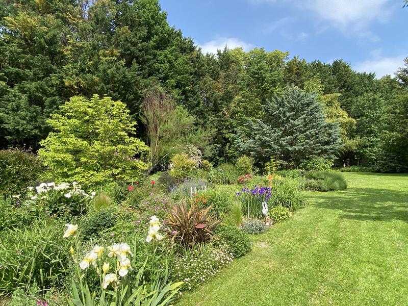 Propriété - 293 m² - 10 pièces