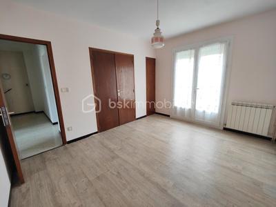 Maison - 110 m² - 4 pièces