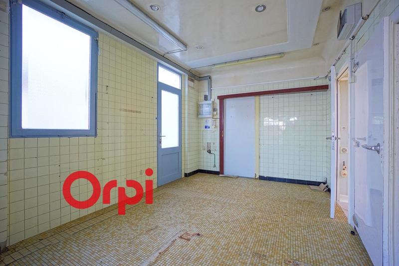 Local commercial - 64 m²