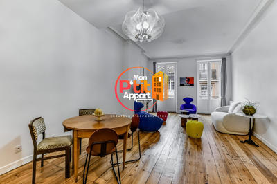 Appartement - 97 m² - 3 pièces