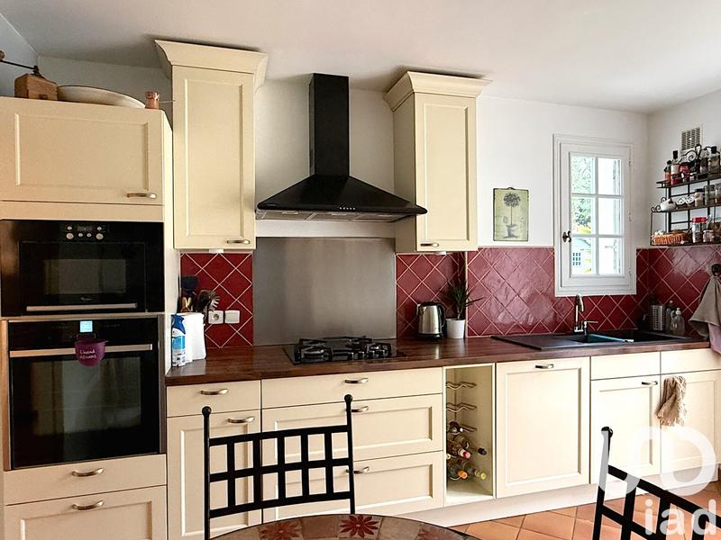 Maison - 180 m² - 7 pièces