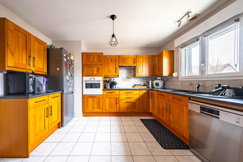 Maison - 105 m² - 5 pièces