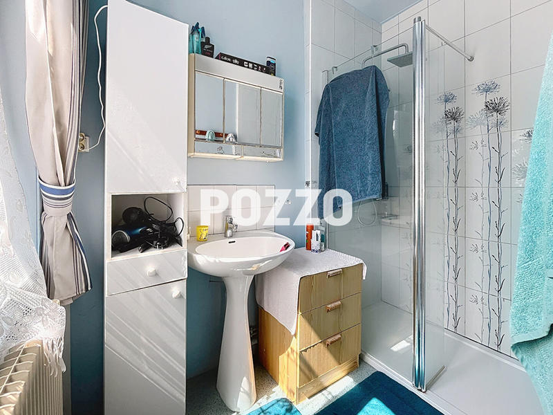 Maison - 160 m² - 8 pièces