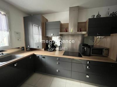 Maison - 141 m² - 6 pièces