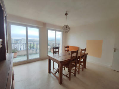 Appartement - 74 m² - 4 pièces