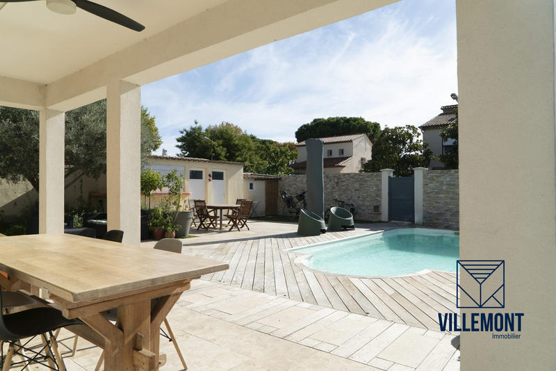 Villa - 211 m² - 7 pièces