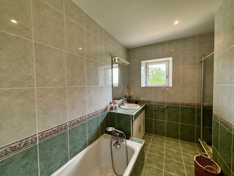 Maison - 169 m² - 5 pièces