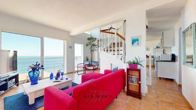 Appartement - 99 m² - 6 pièces