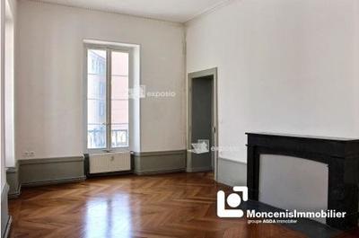 Appartement - 80 m² - 3 pièces