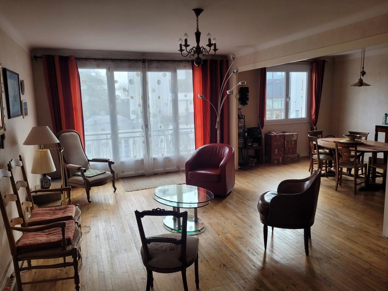 Appartement - 90 m² - 4 pièces