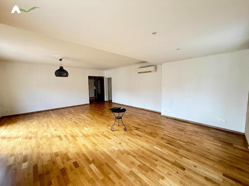 Appartement - 106 m² - 4 pièces