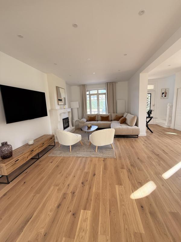 Maison de maîtres - 241 m² - 8 pièces