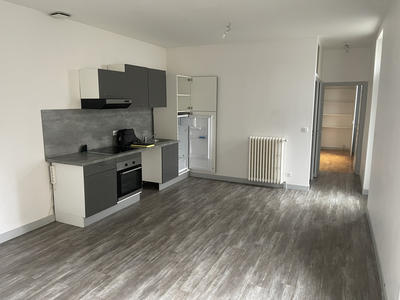 Maison - 61 m² - 2 pièces