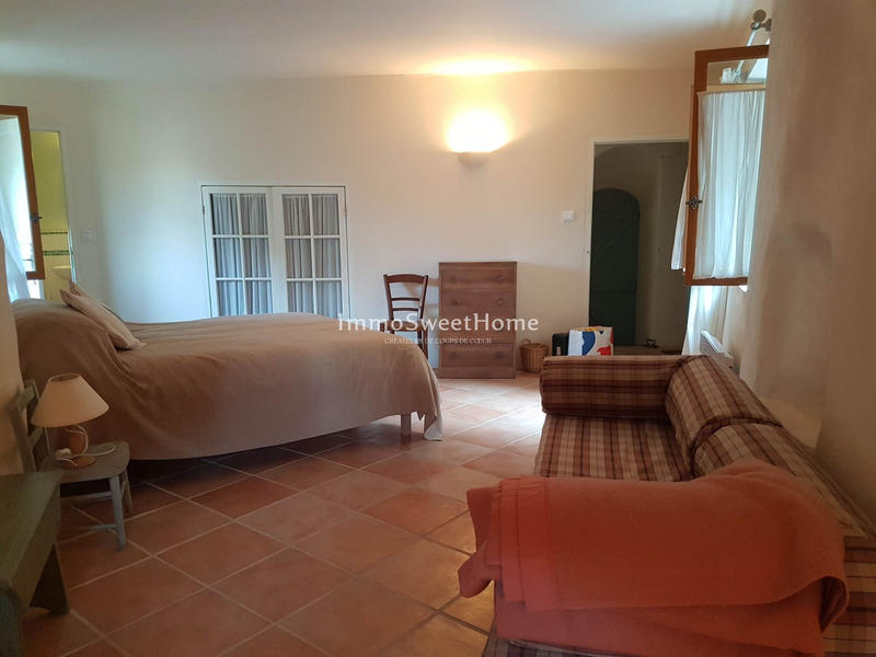 Maison - 143 m² - 7 pièces