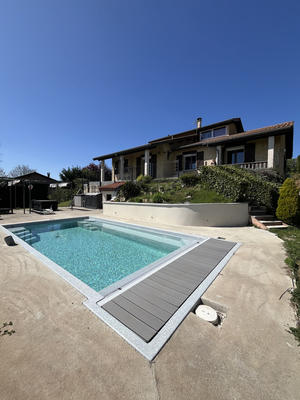 Maison - 145 m² - 5 pièces