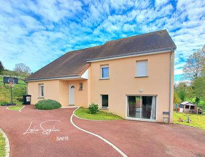 Maison - 150 m² - 7 pièces