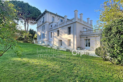 Appartement - 134 m² - 5 pièces