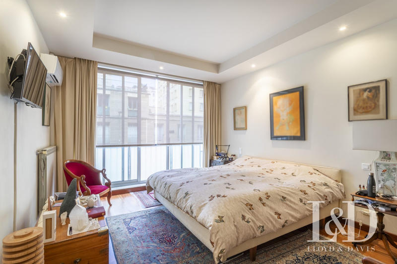 Viager - Appartement - 151 m² - 5 pièces