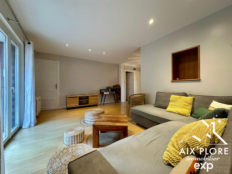 Appartement - 84 m² - 4 pièces