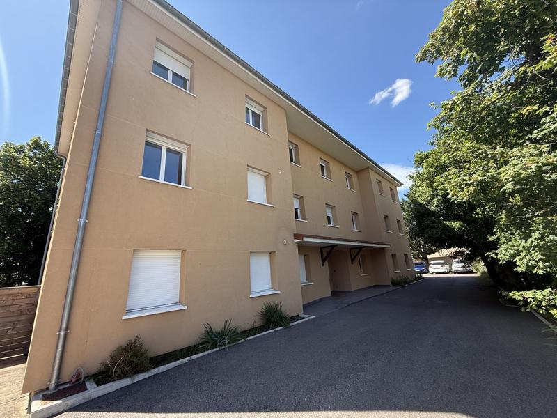 Appartement - 97 m² - 4 pièces