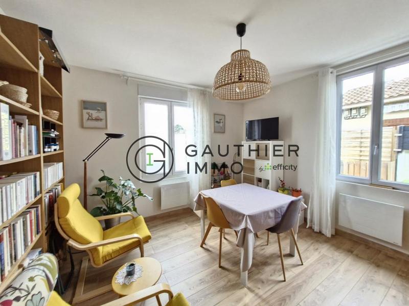 Maison - 75 m² - 5 pièces