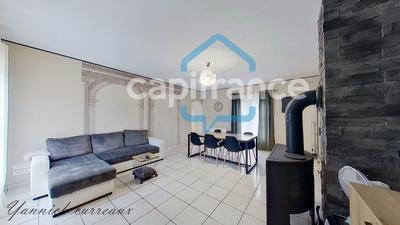 Maison - 105 m² - 5 pièces