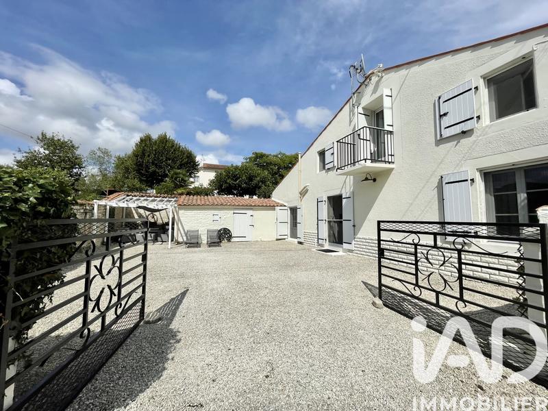 Maison de village - 91 m² - 4 pièces
