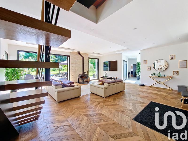 Maison de maîtres - 262 m² - 8 pièces