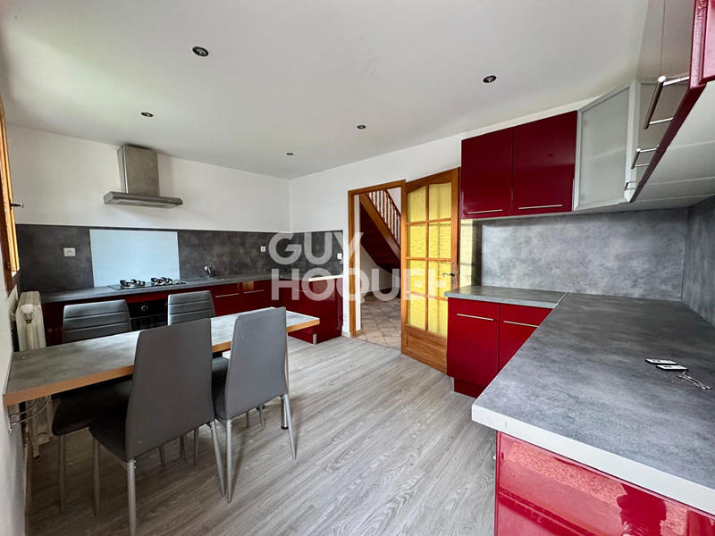 Maison - 200 m² - 6 pièces