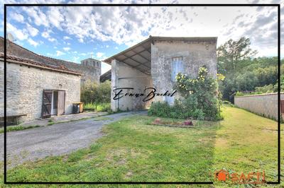 Maison - 180 m² - 6 pièces