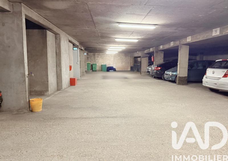Parking - 11 m²