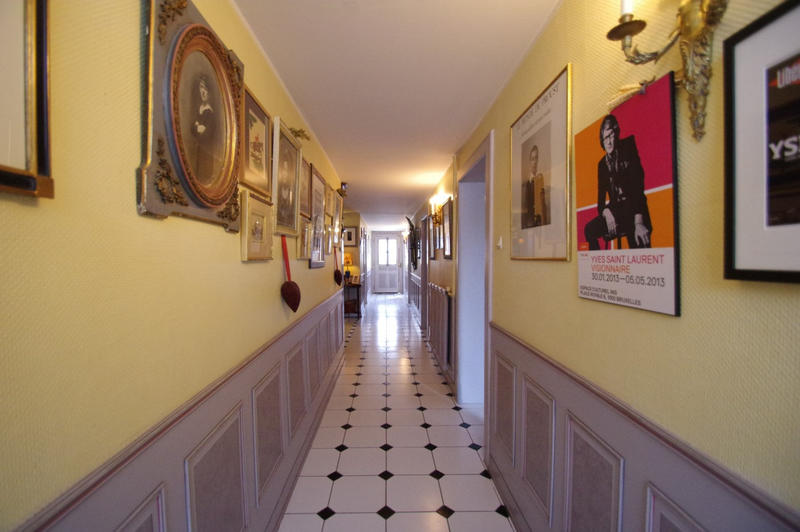 Maison - 320 m² - 10 pièces