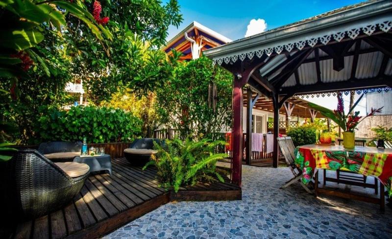 Maison - 300 m² - 12 pièces