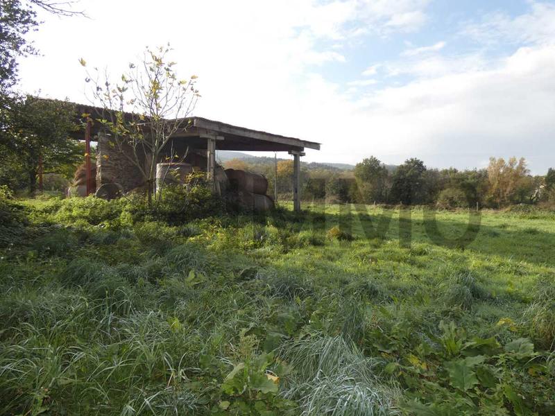 Terrain constructible - 1 000 m²