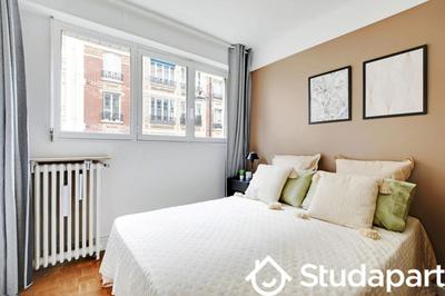 Chambre - 11 m² - 1 pièce