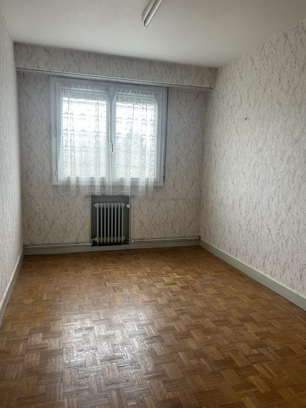 Appartement - 162 m² - 8 pièces