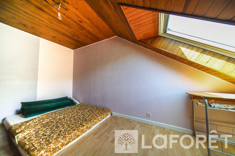 Appartement - 89 m² - 5 pièces