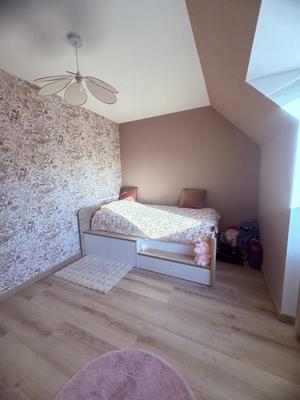 Maison - 99 m² - 5 pièces