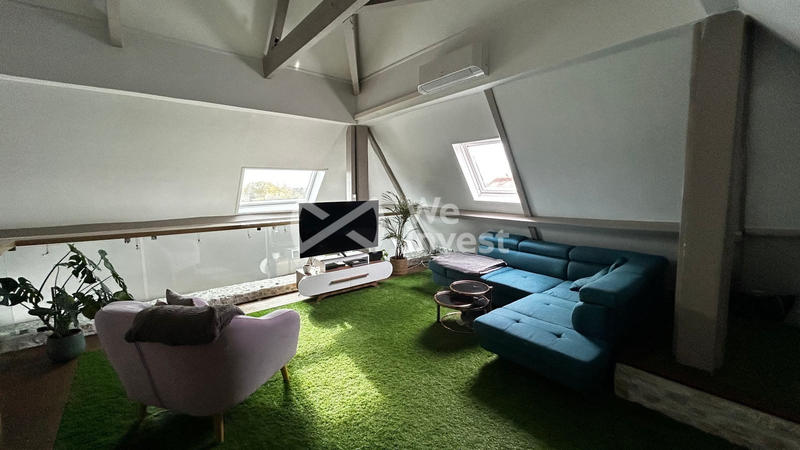 Appartement - 100 m² - 4 pièces