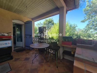 Maison traditionnelle - 134 m² - 5 pièces