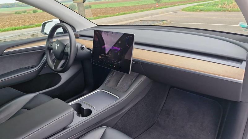 Tesla Model y 350 Rwd Dual