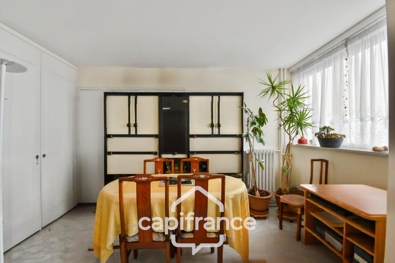 Appartement - 85 m² - 4 pièces