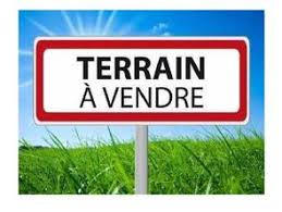 Terrain constructible - 2 100 m²