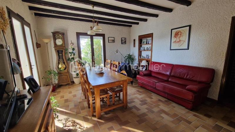 Maison traditionnelle - 138 m² - 6 pièces