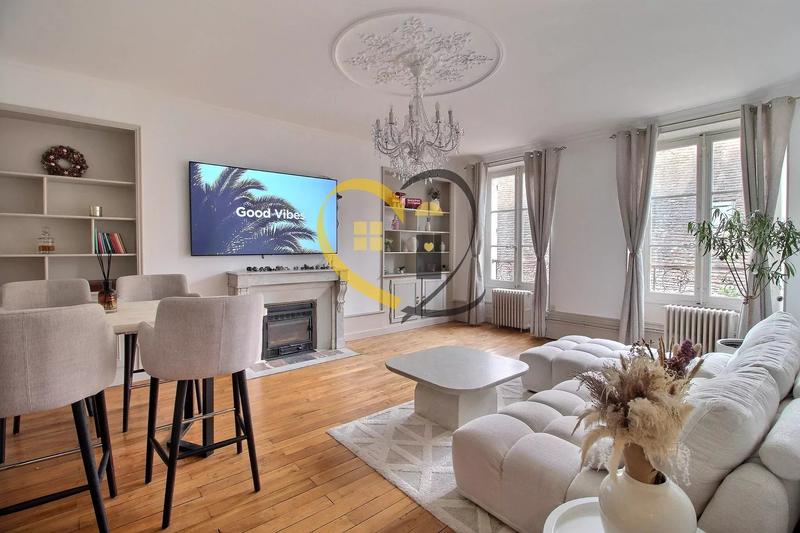 Appartement - 139 m² - 5 pièces