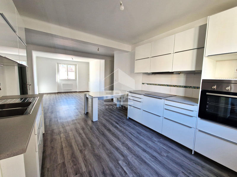 Appartement - 91 m² - 4 pièces