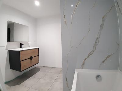 Appartement - 79 m² - 2 pièces