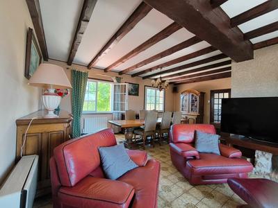 Maison - 239 m² - 10 pièces